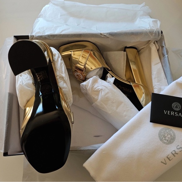 Versace Gold Block Heel Sandals - Picture 5 of 8